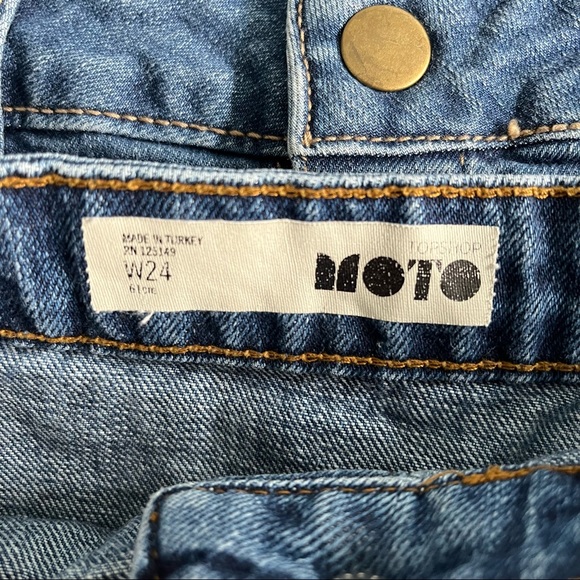 Topshop moto mini denim skirt size 24 size 0 asos free people madewell boho - Picture 3 of 3